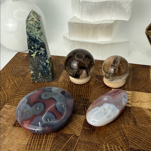 Hold for Gem #3 - Picture 4 of 5